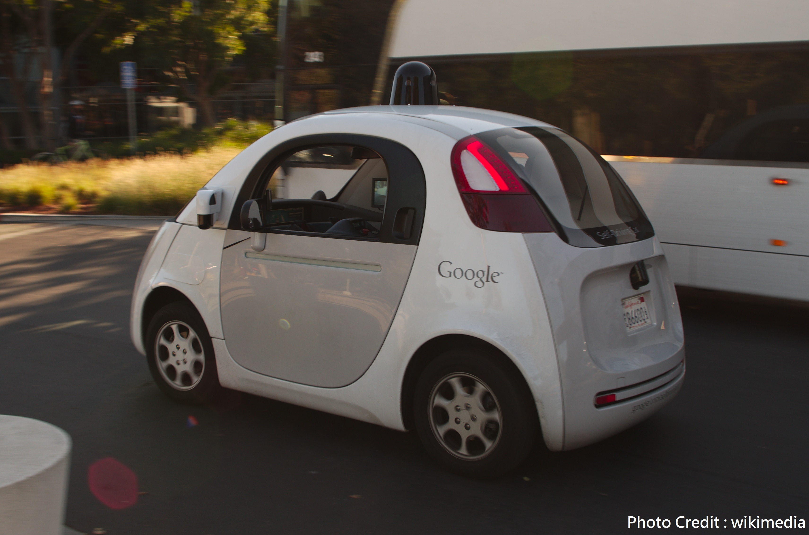 Google無人駕駛汽車讓我們知道，「先行者優勢」並不是萬能！